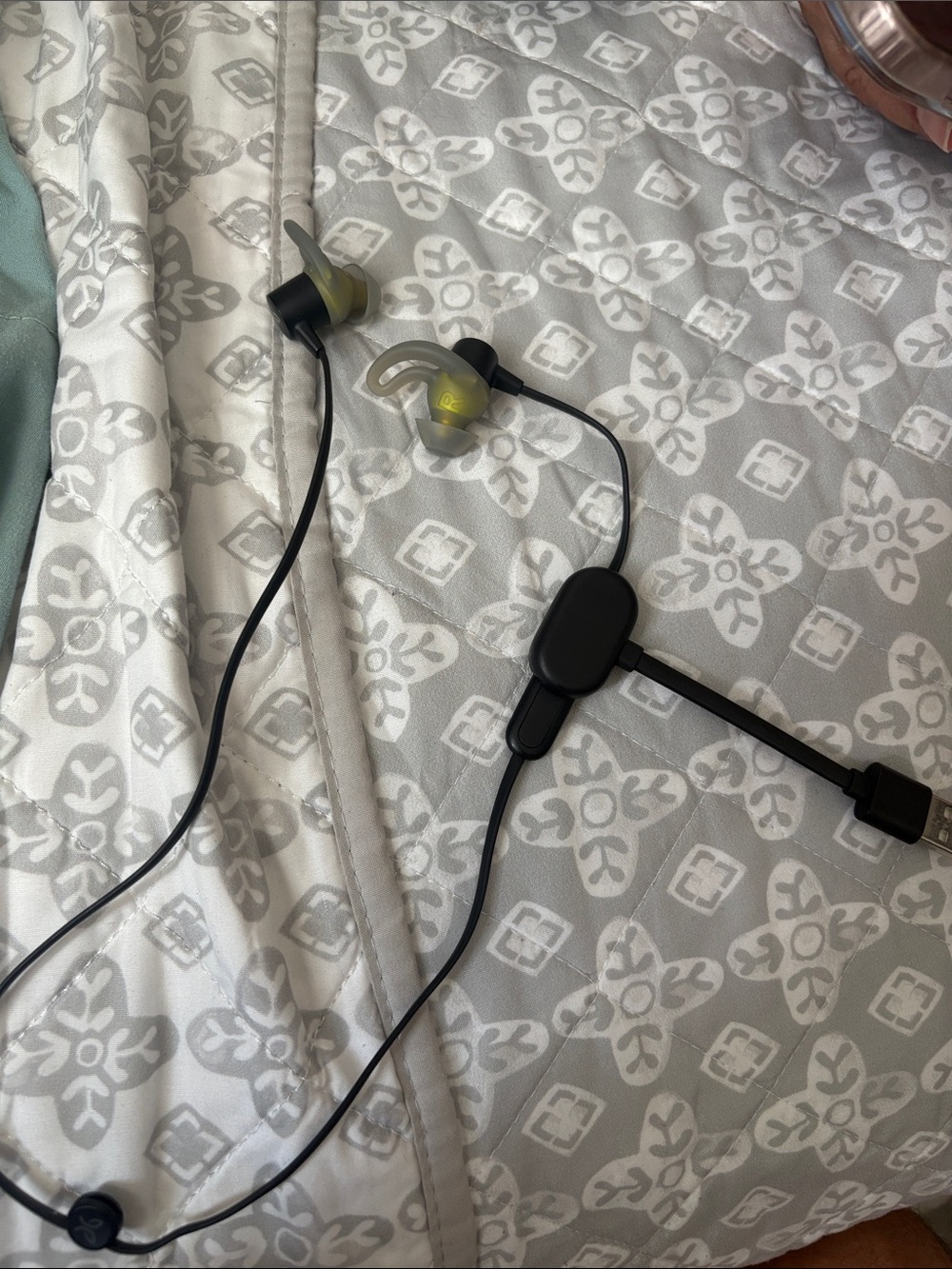 Jaybird Tarah, Headphones